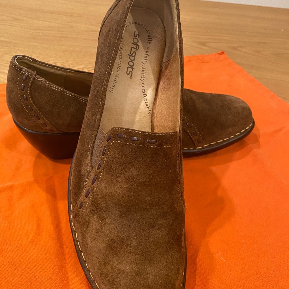 Brown Suede Softspots Women's Loafers Size 10 medium